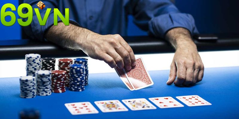 Poker là một trò chơi nổi bật tại casino